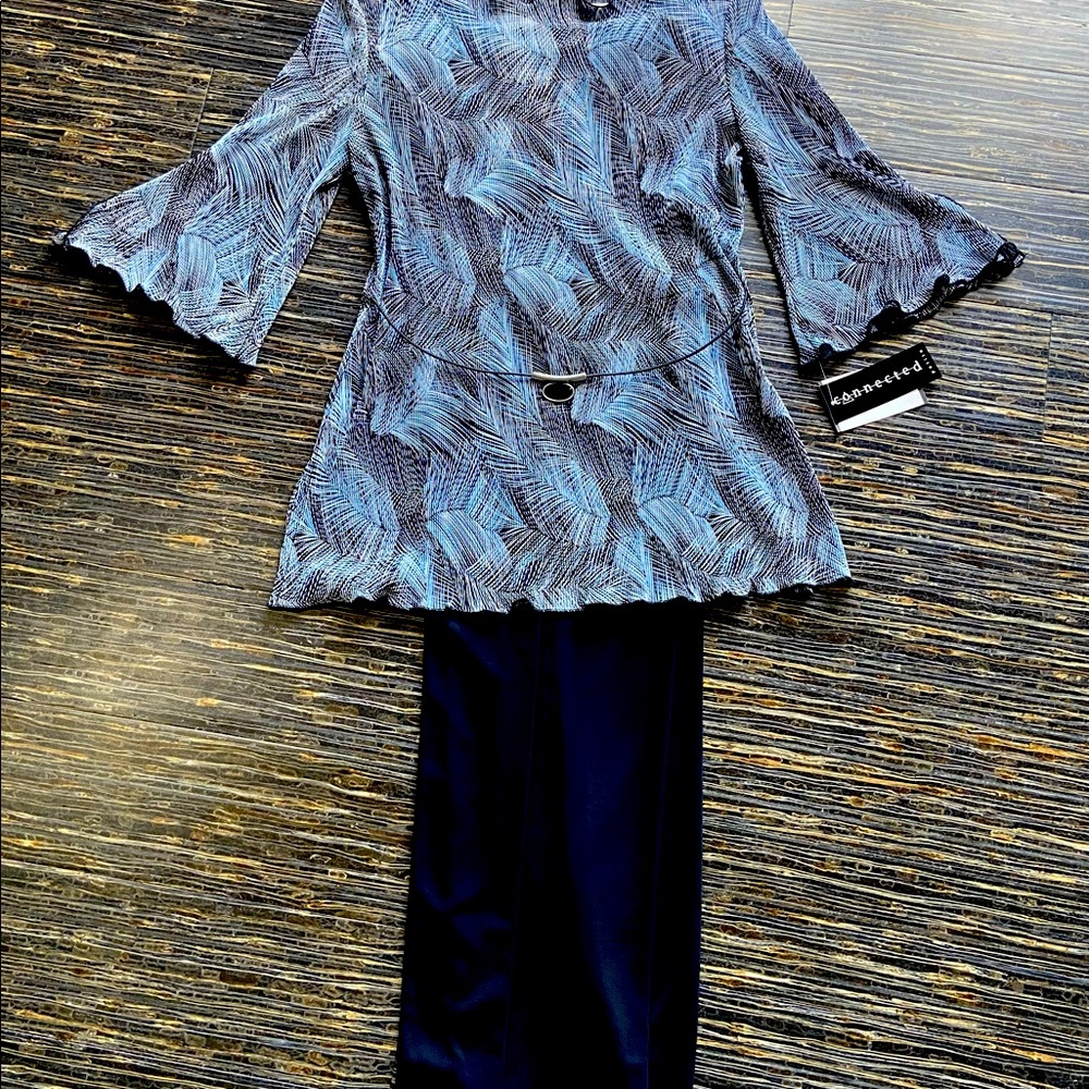 Ladies Size 10P Pleated Tunic & Knit Pant - New with Tags